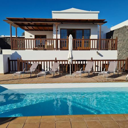 Luxury 4-Bedroom Villa With Heated Pool + Sea View ปลายาบลังกา ภายนอก รูปภาพ