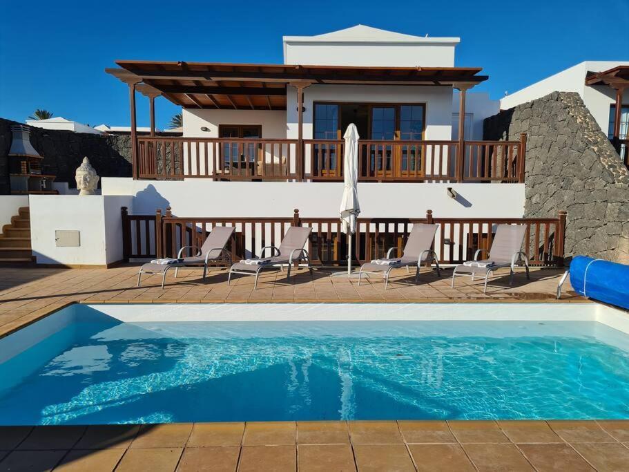 Luxury 4-Bedroom Villa With Heated Pool + Sea View ปลายาบลังกา ภายนอก รูปภาพ