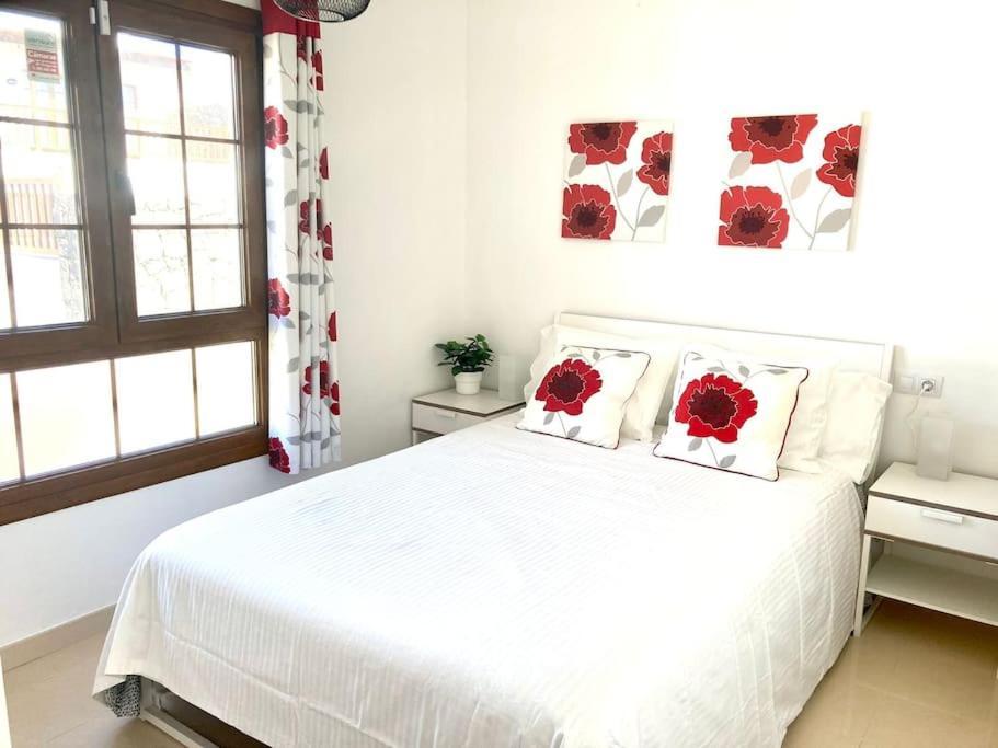 Luxury 4-Bedroom Villa With Heated Pool + Sea View ปลายาบลังกา ภายนอก รูปภาพ